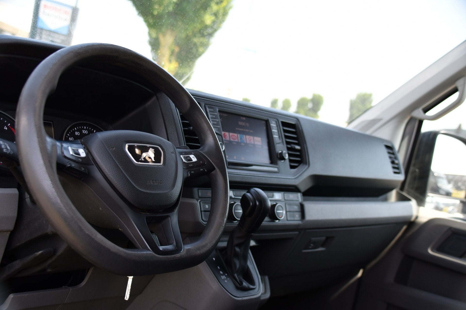 MAN TGE 3.180 35 2.0 L4H3 PB Edition Cruise, Camera, Carplay, Stof, Gebruikt, 4 cilinders, Zwart