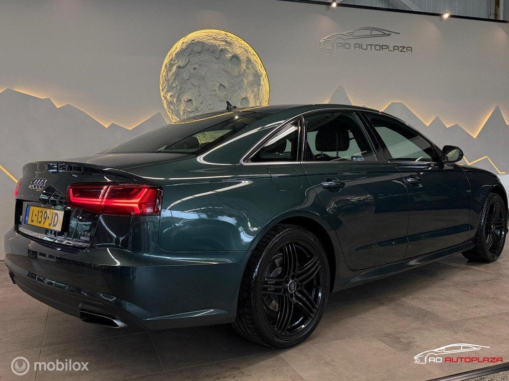 Audi A6 Limousine 1.8 TFSI ultra Facelift/Keyless/Camera/Lee, Auto's, Euro 6, Automatische klimaatregeling, Sedan, 1700 kg