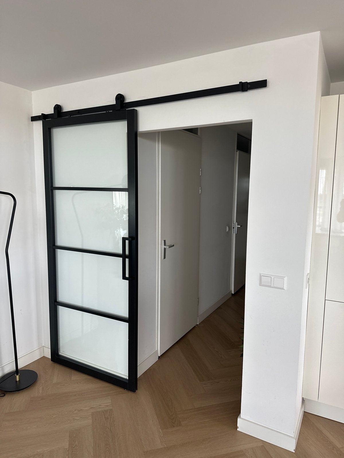 Stalen schuifdeur met glas en zwart frame, Doe-het-zelf en Verbouw, Ophalen, Gebruikt, 80 tot 100 cm, Binnendeur