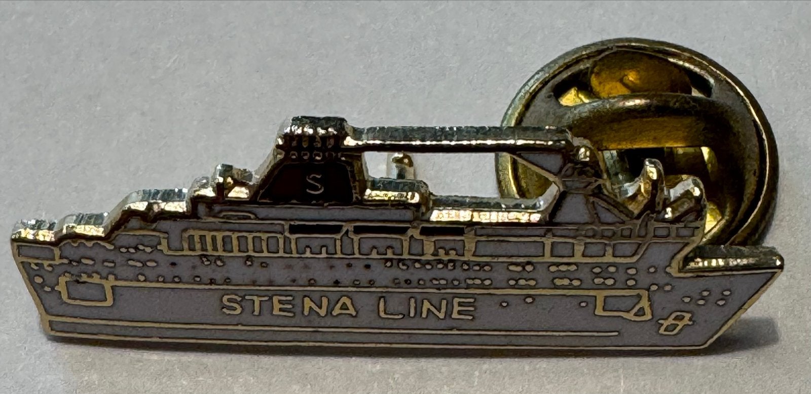 Stena Line Veerboot Speldje - Vintage Pin, Ophalen of Verzenden, Gebruikt, Transport, Speldje of Pin