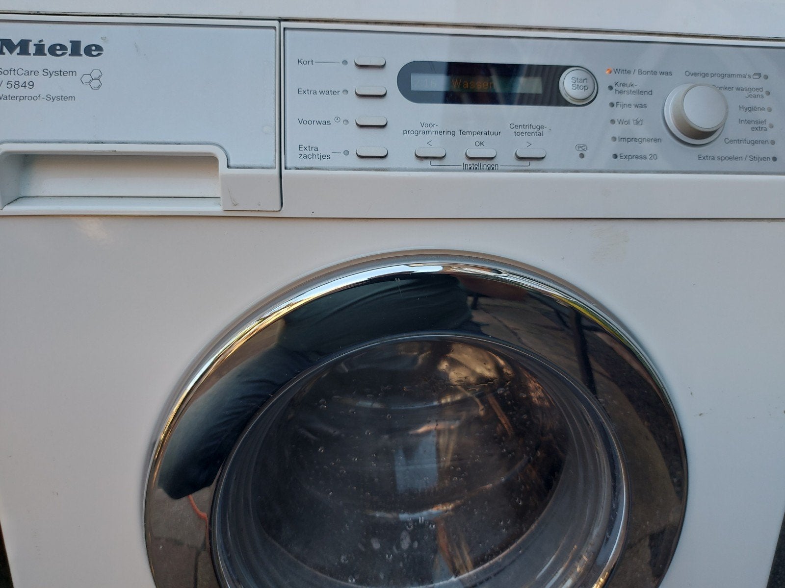 miele 1400 toeren 7 kilo weg wegens verhuizing