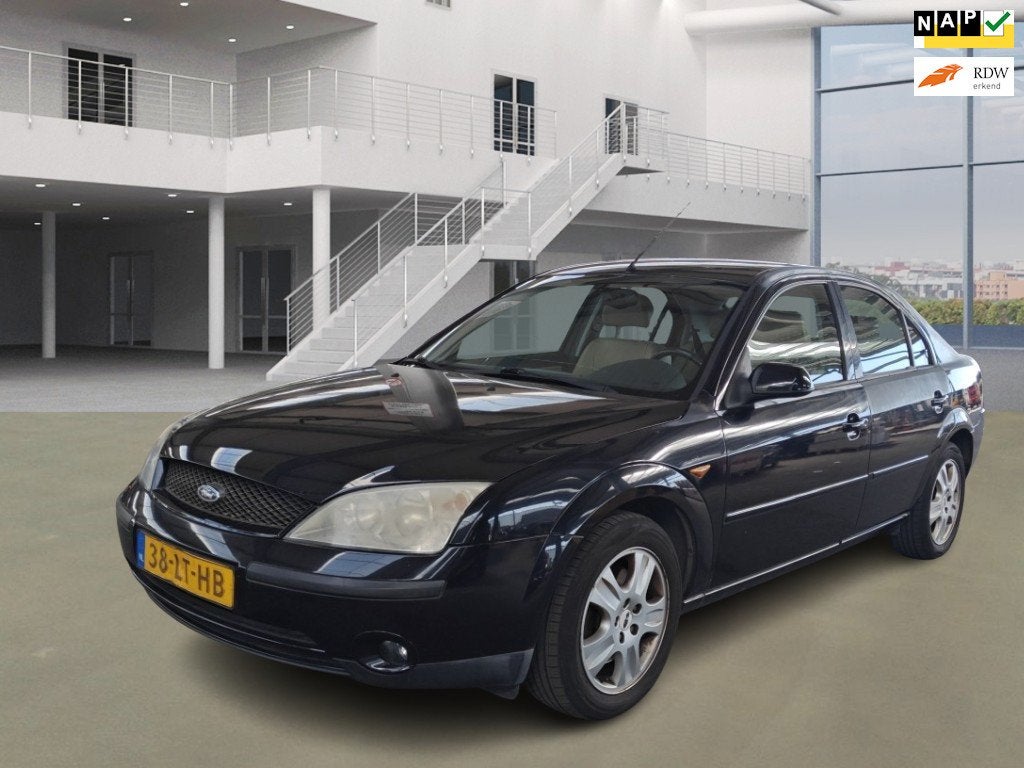 Ford Mondeo 2.0-16V Ghia, Auto's, Ford, Mondeo, Zwart, Automatische klimaatregeling, Euro 4