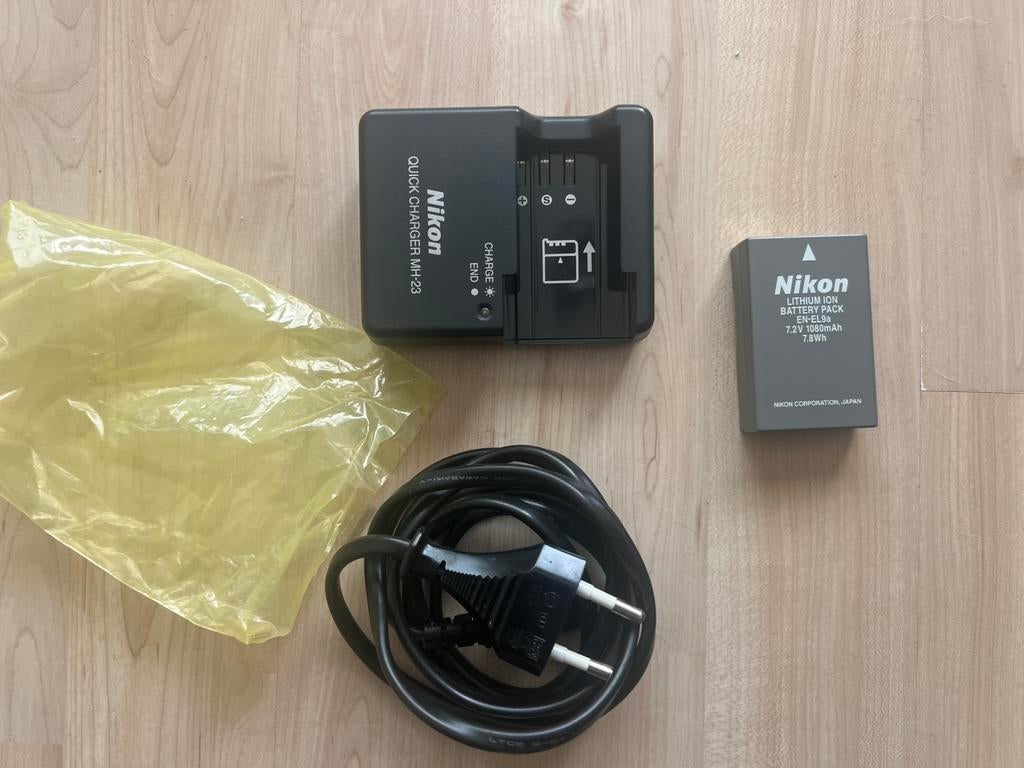 Nikon Camera Battery lader, Ophalen of Verzenden, Zo goed als nieuw