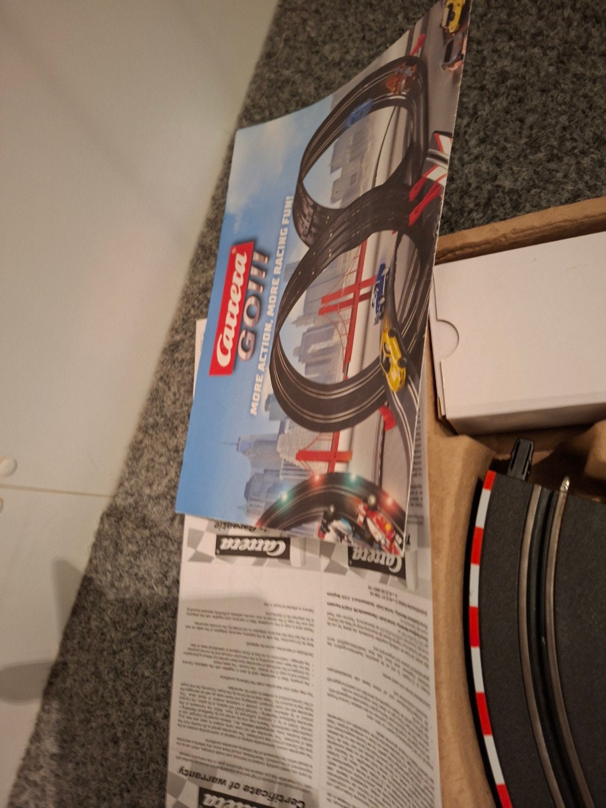 Carrera GO!!! Racebaan met F1-auto's - Zo goed als nieuw, Kinderen en Baby's, Ophalen, Racebaan, Carrera, Zo goed als nieuw