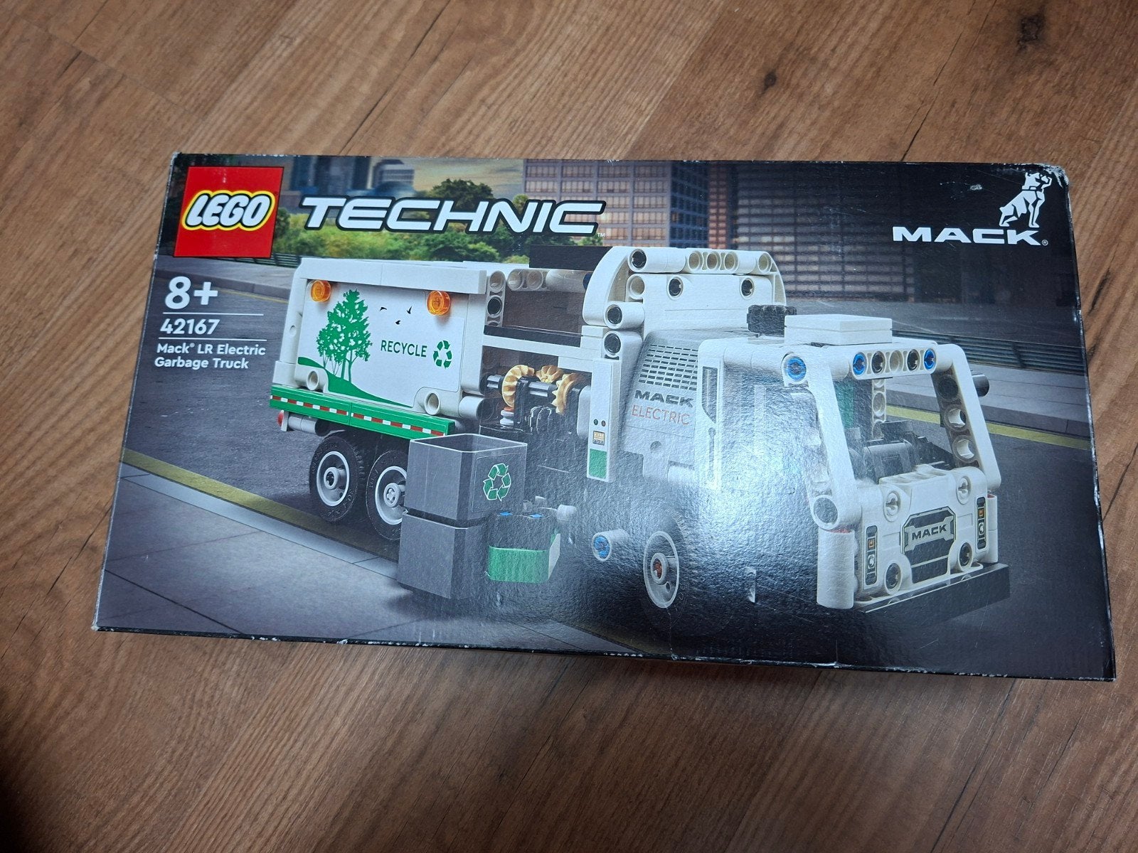 LEGO Technic 42167 Mack LR Electric Vuilniswagen, Ophalen of Verzenden, Zo goed als nieuw, Overige merken