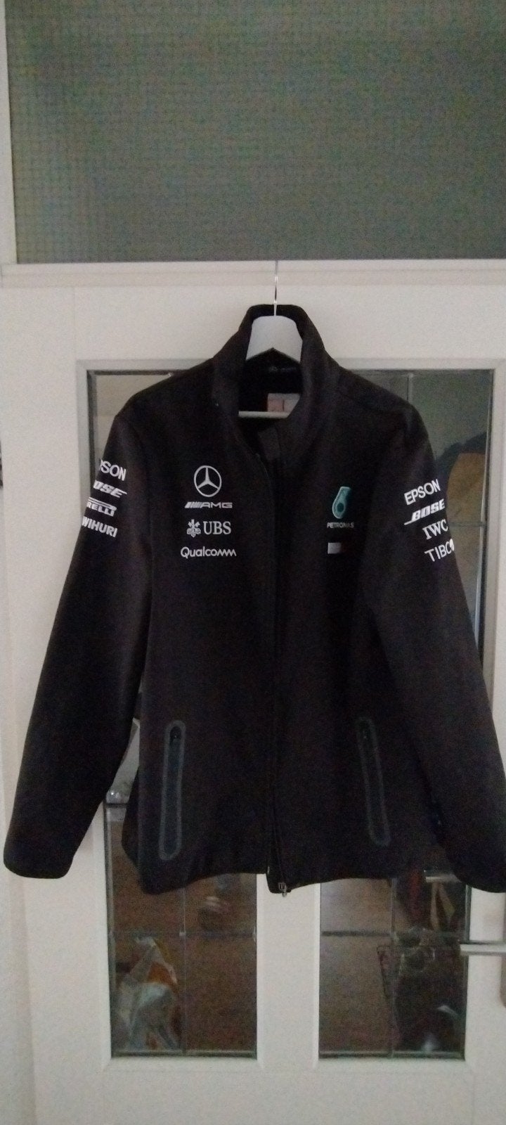 Softshell jack Mercedes, Ophalen of Verzenden, Zo goed als nieuw, Zwart