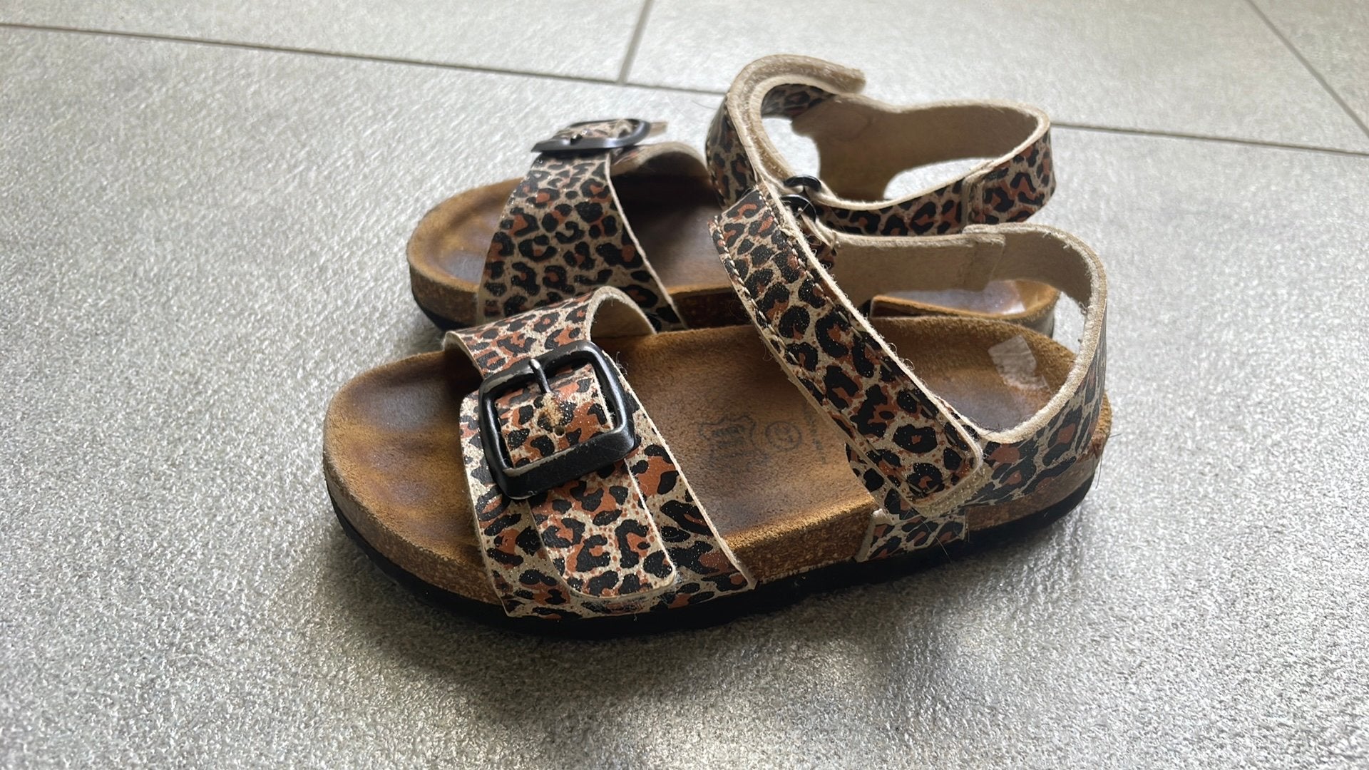 Sandalen maat 27, Gebruikt, Meisje, Overige typen, Ophalen of Verzenden