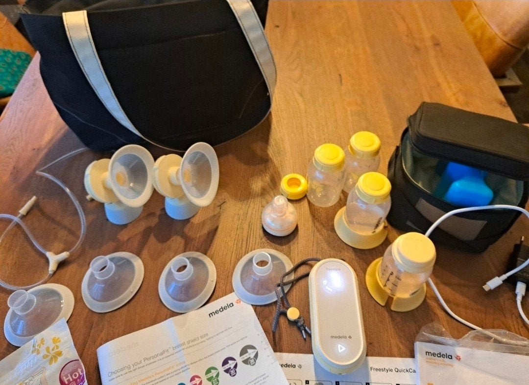 Medela Freestyle Flex Dubbele Elektrische Borstkolf Set+ Ext, Ophalen of Verzenden, Zo goed als nieuw