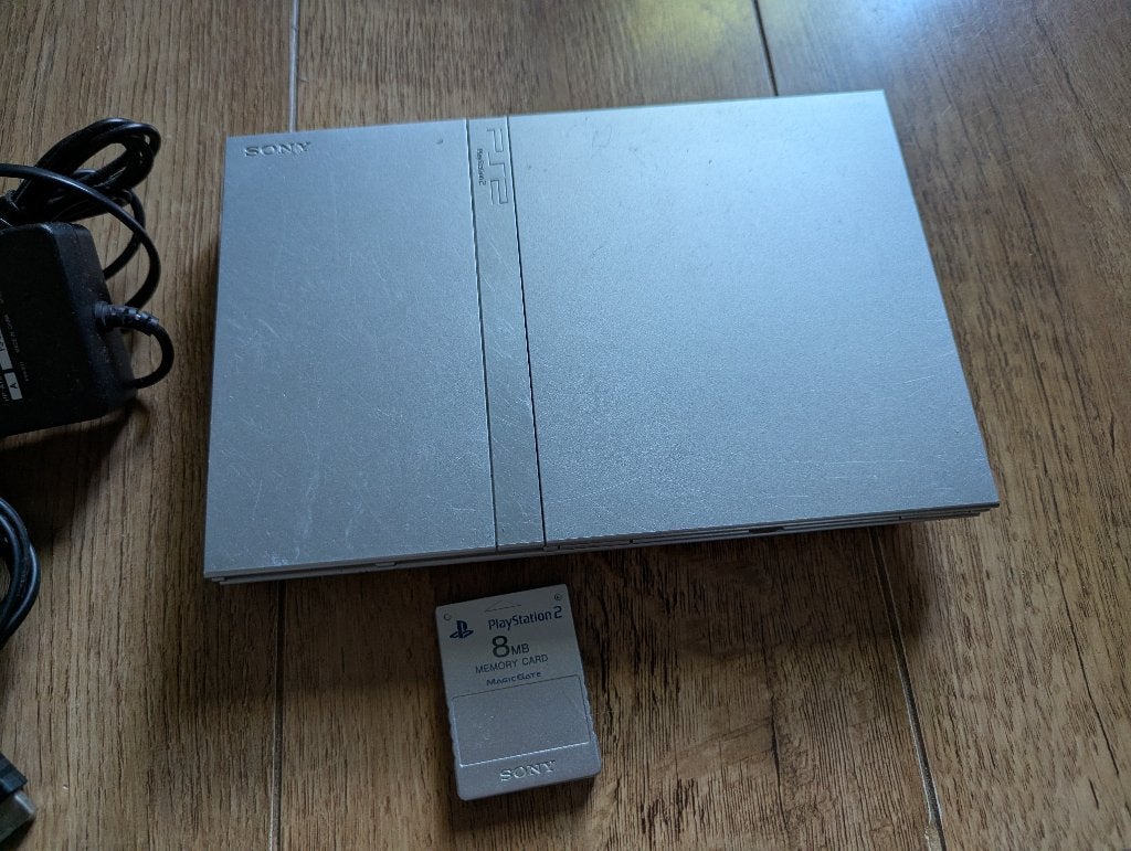 Complete Set Playstation 2 | PS2 Slim Satin Silver, Met 2 controllers, Ophalen of Verzenden, Zo goed als nieuw, Zilver