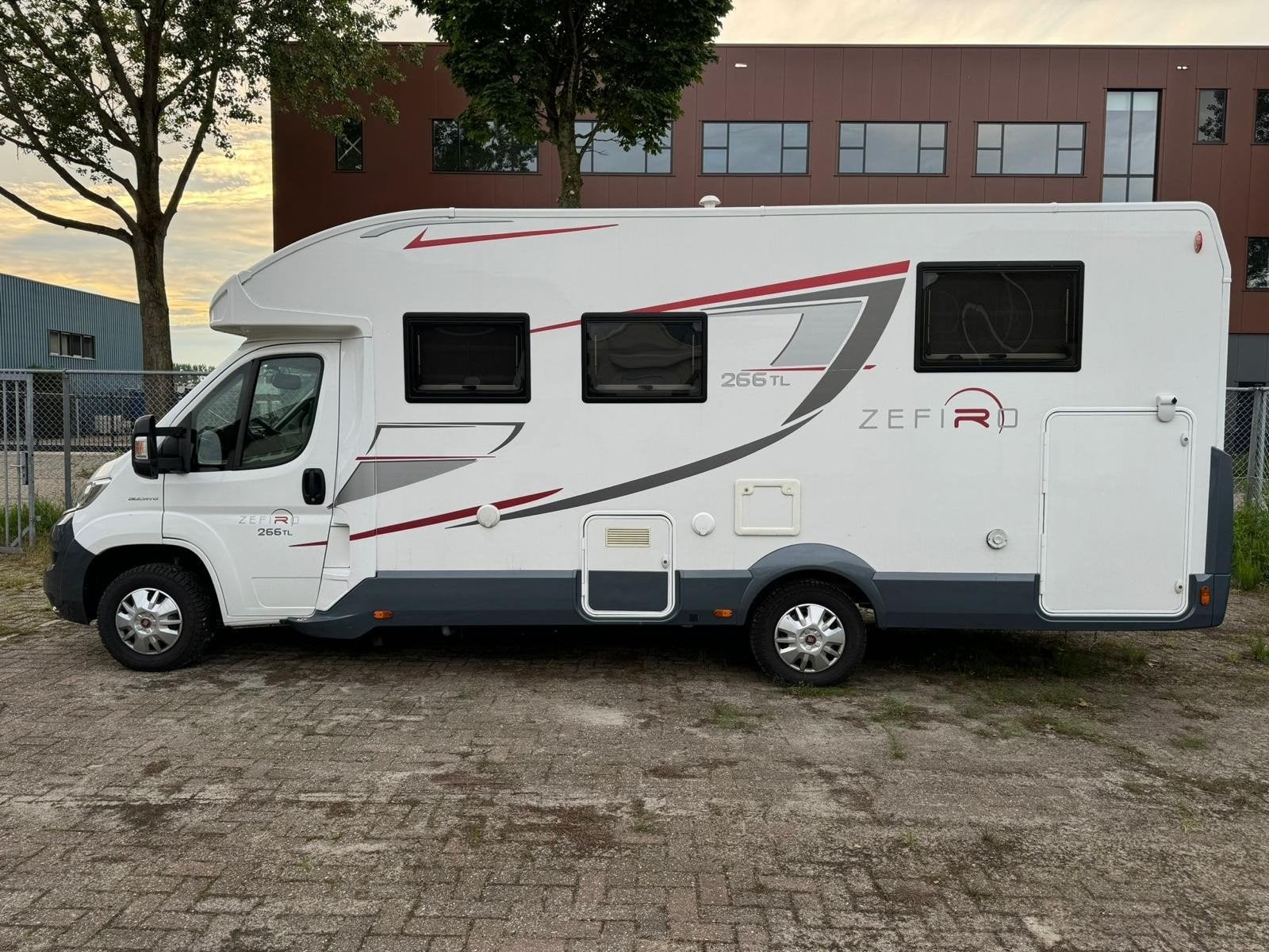 Rollerteam 266TL Zefiro, Overige merken, Ringverwarming, Fiat, 7 tot 8 meter