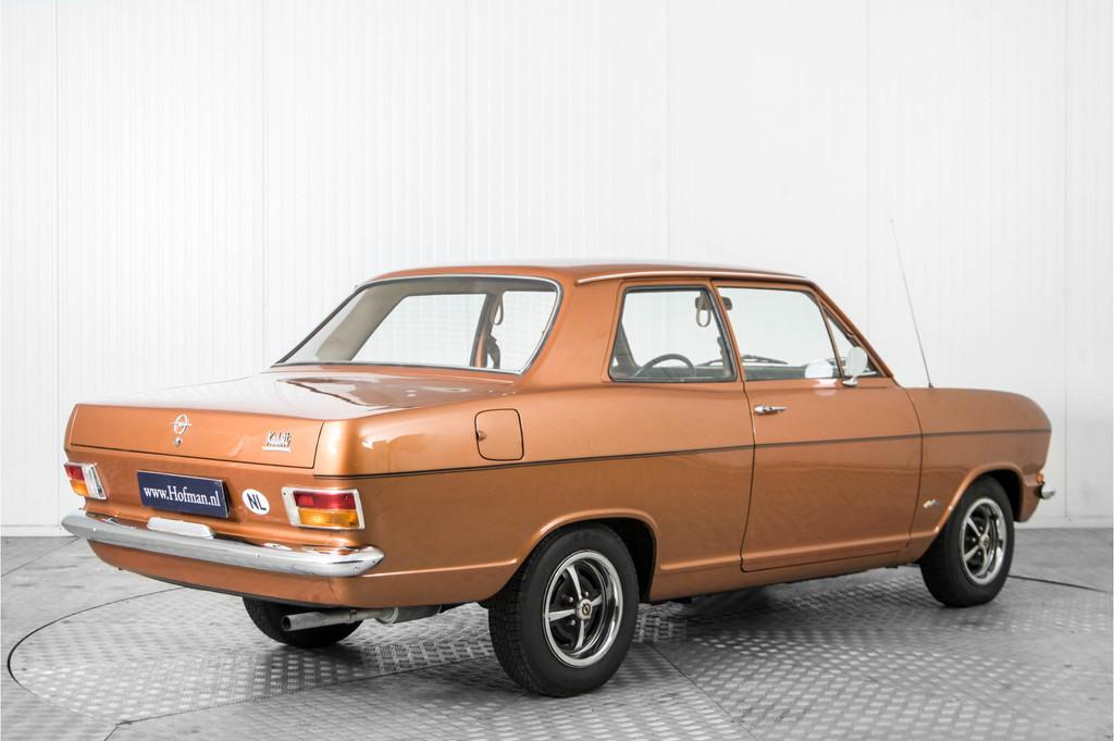 Opel Kadett 1.2 (bj 1972), Auto's, Achterwielaandrijving, Gebruikt, 4 cilinders, Origineel Nederlands