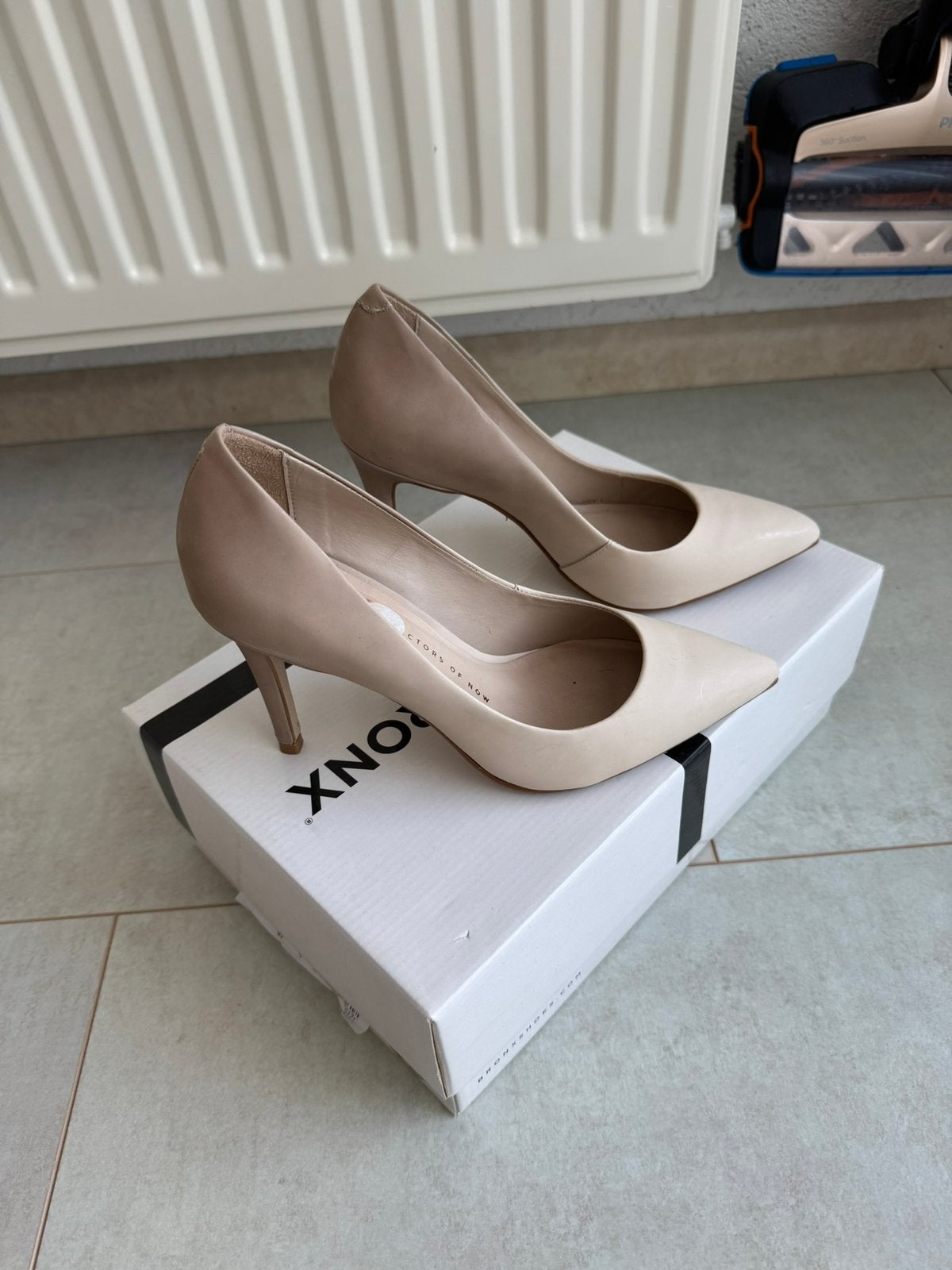 Mooie bronx pumps. Maat 37., Pumps, Beige, Ophalen of Verzenden, Zo goed als nieuw