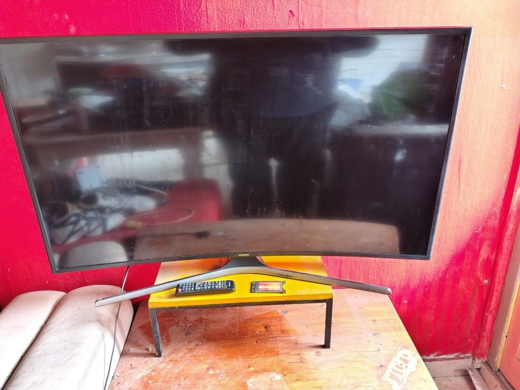 Samsung MU6200, Ophalen, 50 Hz, Samsung, 100 cm of meer