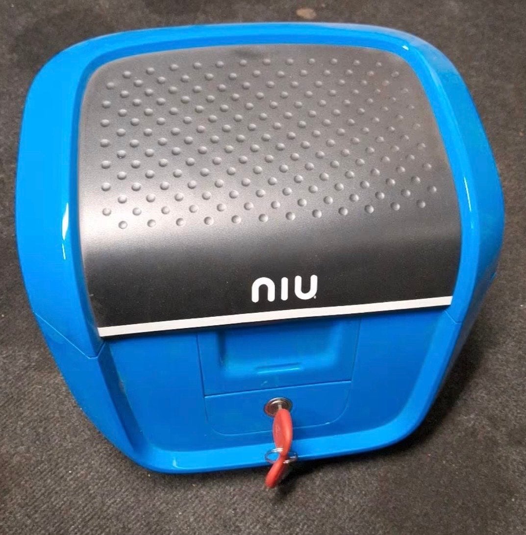 Niu Opbergkoffer (2 Sleutels), Ophalen, Gebruikt