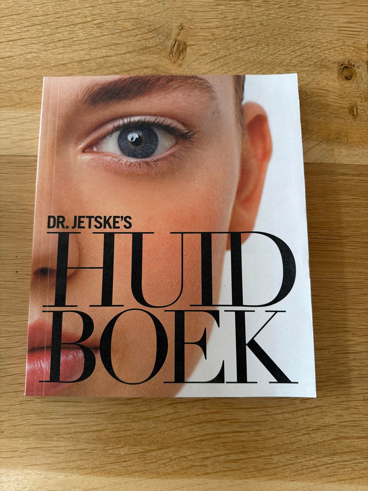 Dr. Jetske's Huidboek - In prima staat, Ophalen of Verzenden, Zo goed als nieuw, Gezondheid en Conditie