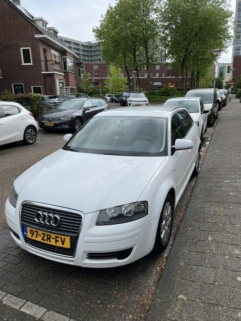 Audi A3 1.6 Automaat - nieuwe distributieriem + APK + beurt, Auto's, Audi, Stof, 4 cilinders, Wit, 1200 kg
