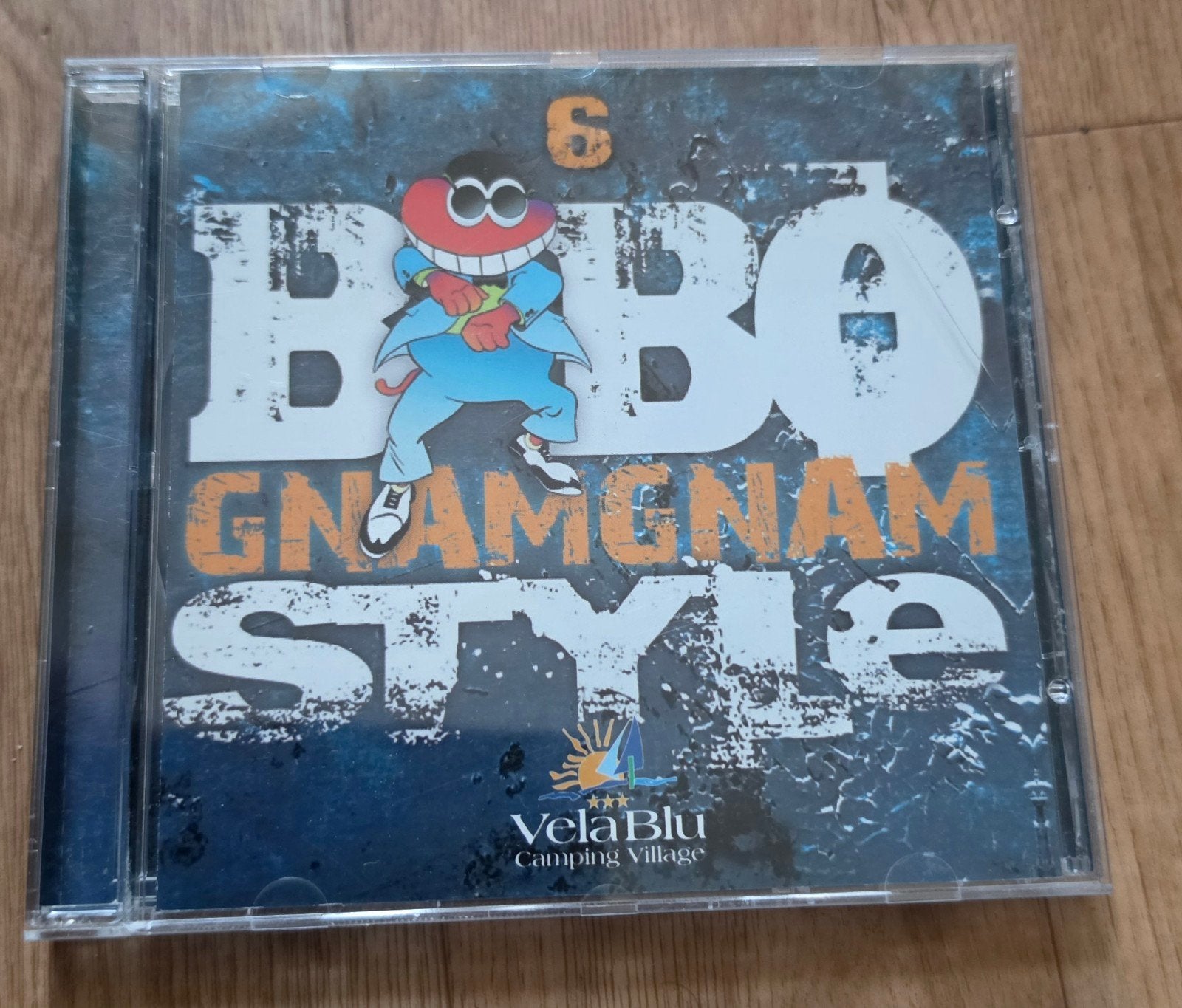 Bibo Gnamgnam Style 6 ( Velablu Camping Village), Cd's en Dvd's, Ophalen of Verzenden, Zo goed als nieuw