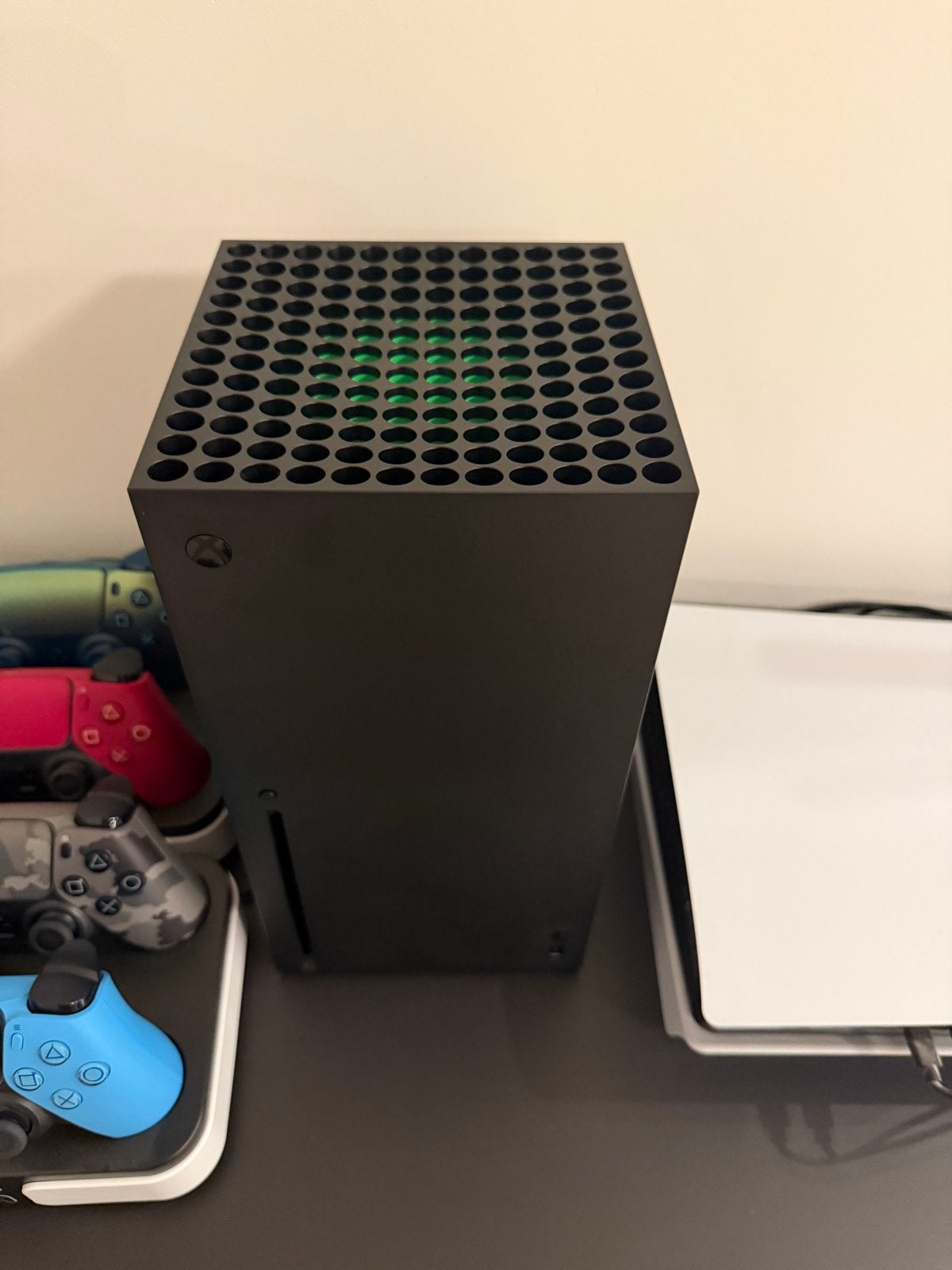 Xbox Series X met 2 controllers en Call of Duty Black Ops 6, Spelcomputers en Games, Spelcomputers | Xbox Series X en S, Ophalen of Verzenden