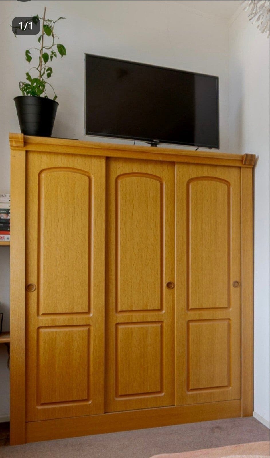 Houten kledingkast met schuifdeuren, Ophalen, Met deur(en), Gebruikt, 200 cm of meer