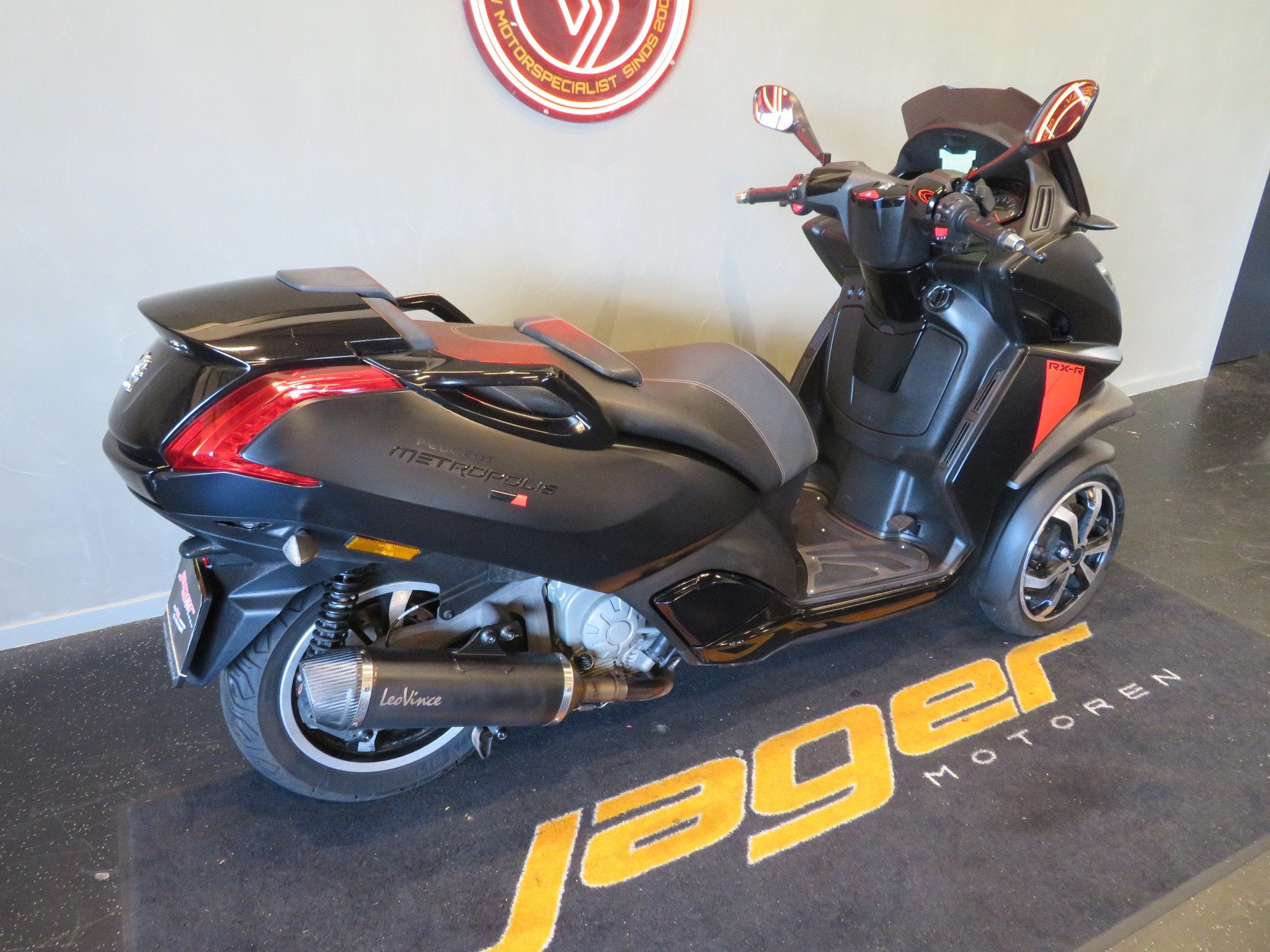 Peugeot METROPOLIS 400 RXR ZEER FRAAI! (bj 2017), Motoren, Motoren | Overige merken, Scooter, Bedrijf, PEUGEOT
