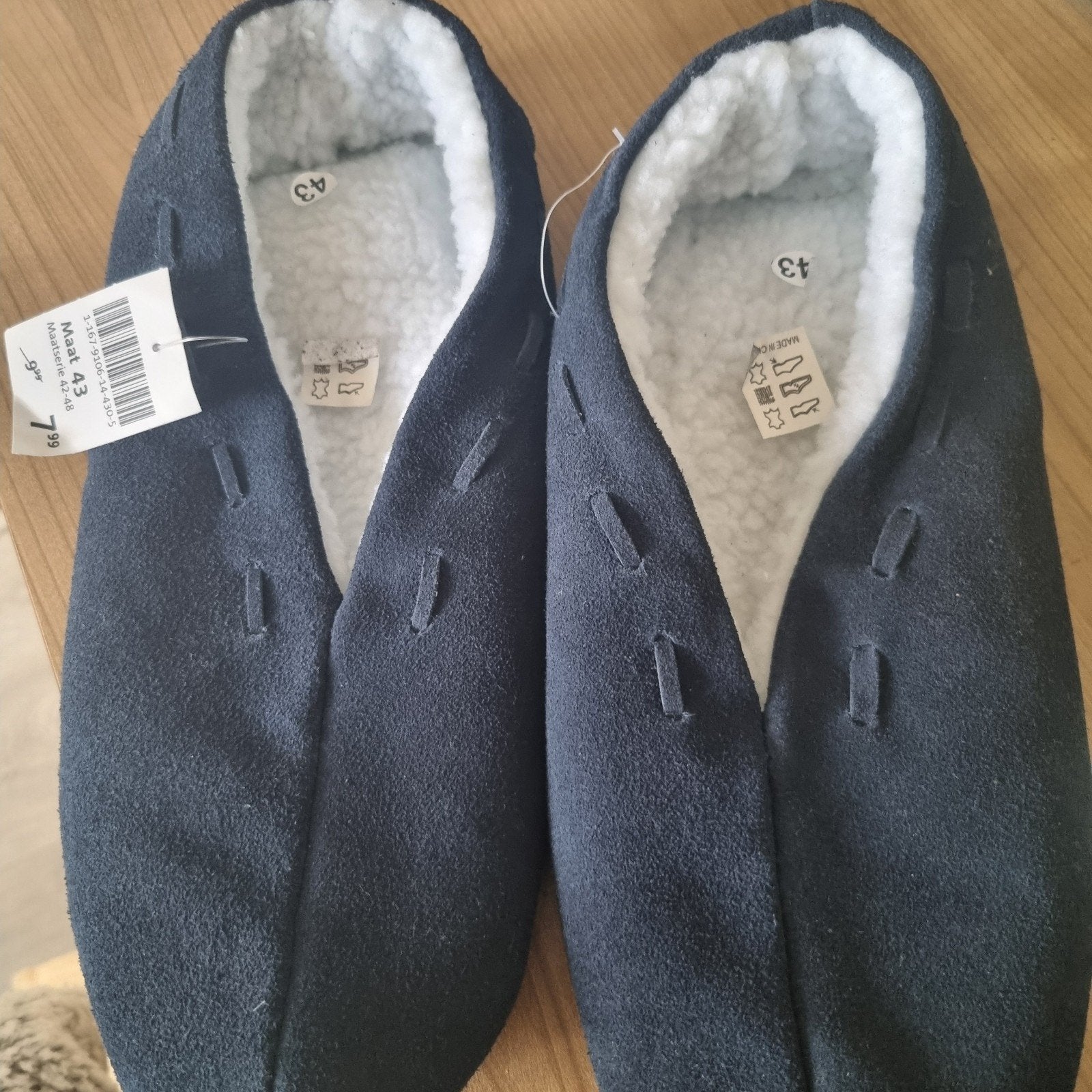 Nieuwe Spaanse sloffen maat 43, Blauw, Nieuw, Ophalen of Verzenden, Pantoffels of Sloffen