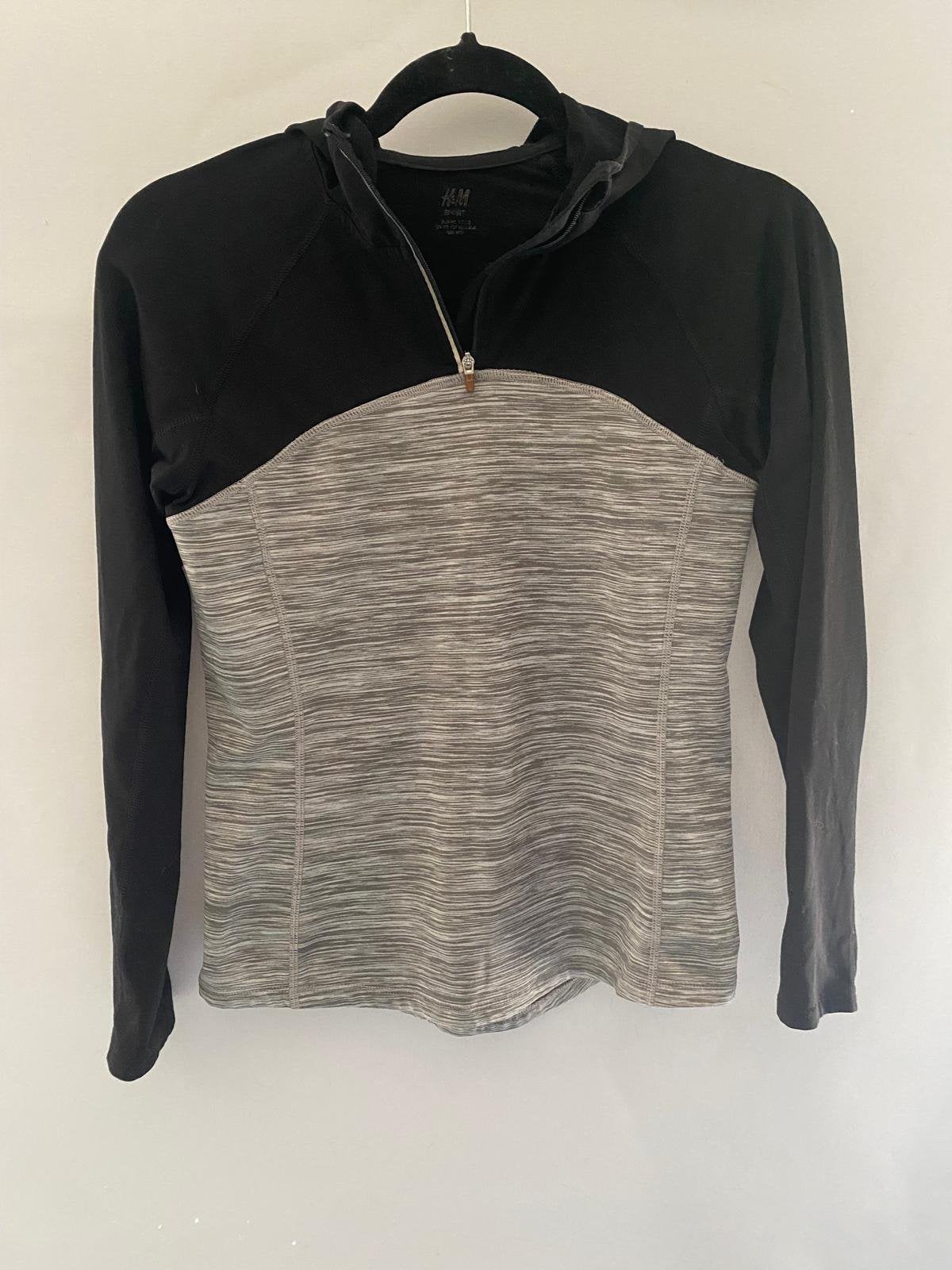 H&M Sport sporthoodie halve rits | Grijs/Zwart | Maat S / 36, Kleding | Dames, Ophalen of Verzenden, Zo goed als nieuw, Lange mouw