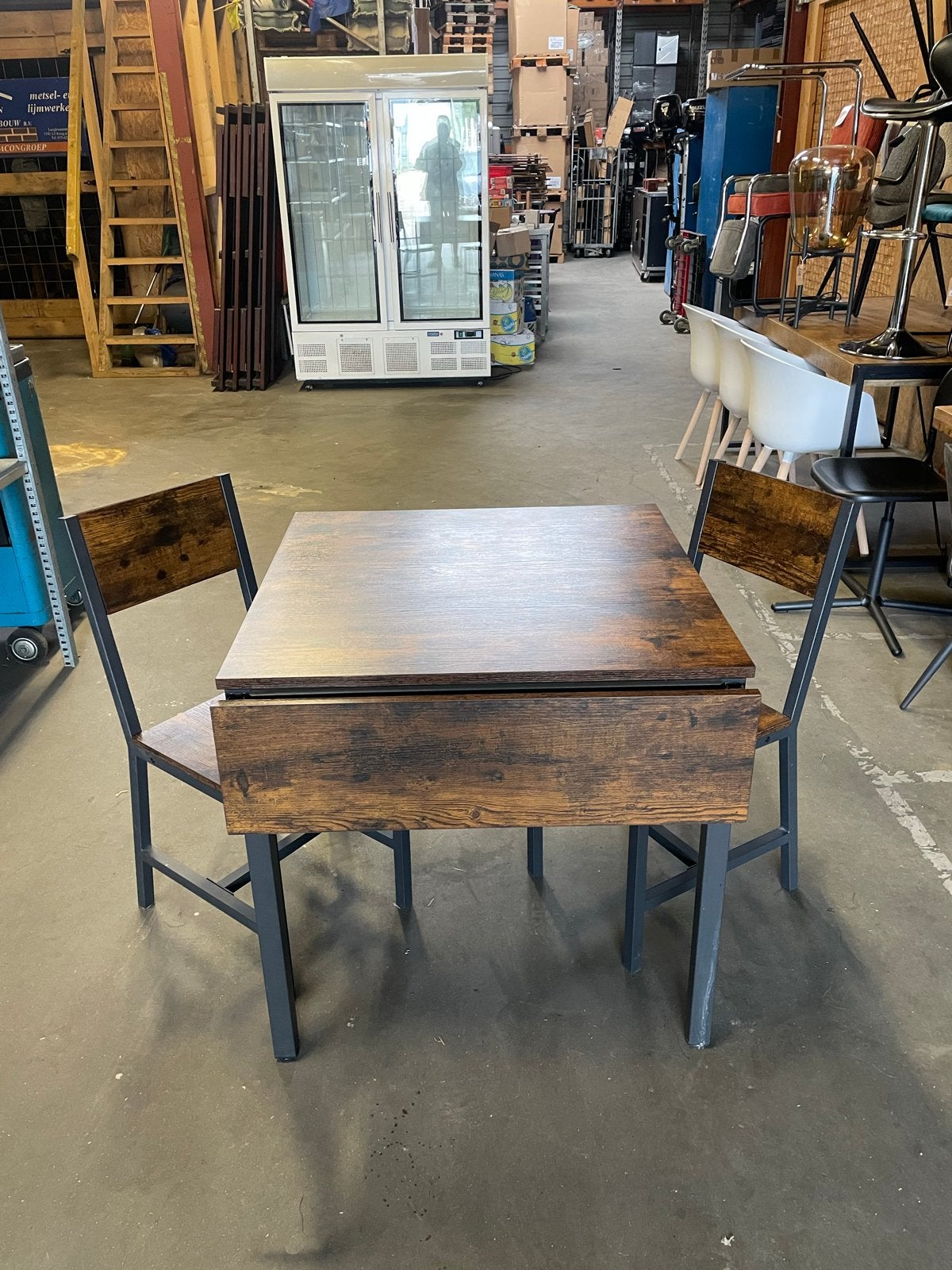 Z.g.a.n. uitklapbare tafel met 2 stoelen. Zie beschrijving!, Ophalen, ., 100 tot 150 cm, .