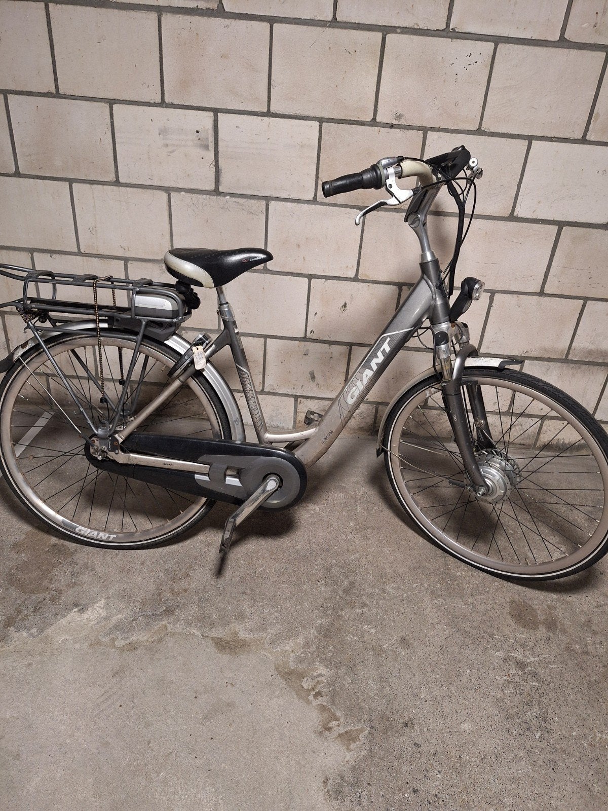 Giant twist go .zonder batterij, Velgrem, Versnellingen, 53 tot 56 cm, Gebruikt