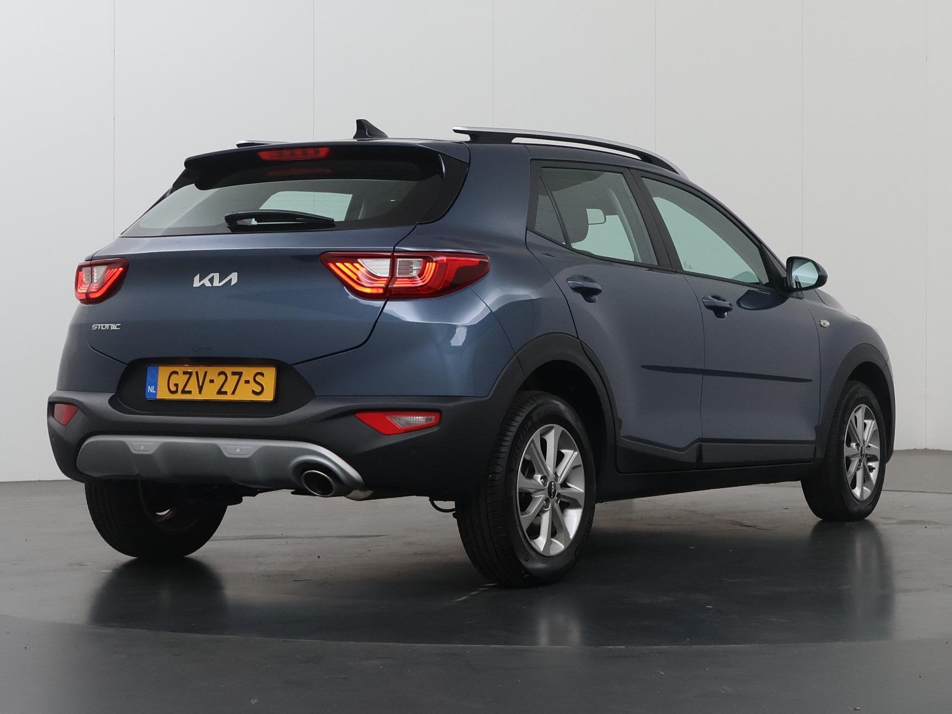 Kia Stonic 1.0 T-GDi MHEV DynamicLine | Navigatie | Cruise C, Auto's, Euro 6, Blauw, Origineel Nederlands, Handgeschakeld