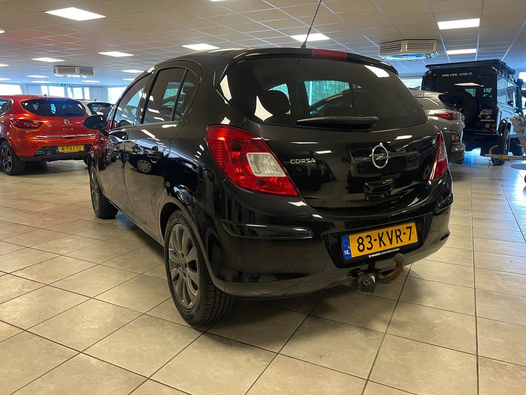 Opel Corsa 1.2-16V '111' Edition Airco, Cruise controle. Lic, Auto's, Voorwielaandrijving, Euro 5, Gebruikt, Zwart