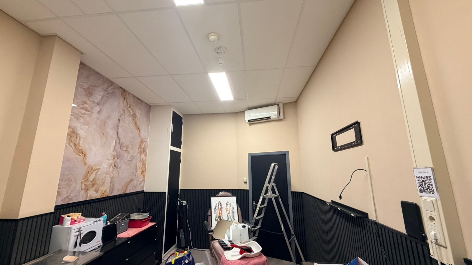 Schilder Klusjesman Laminaat Lamp| Den Haag Zoetermeer Delft, Diensten en Vakmensen
