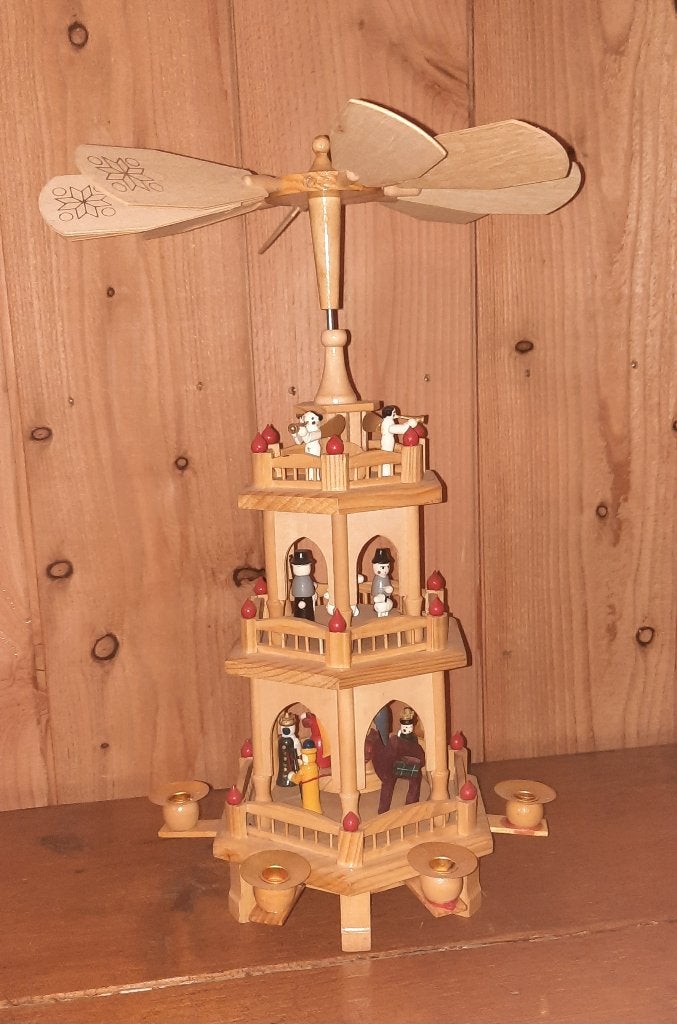 Kerstpiramide 3 etages, Diversen, Ophalen, Gebruikt