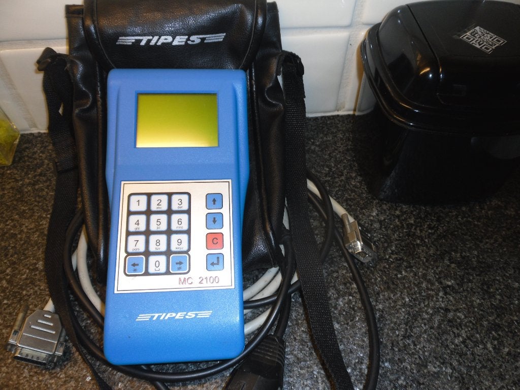 Tipes MC2100 Met Adopter Postduiven, Meerdere dieren, Postduif