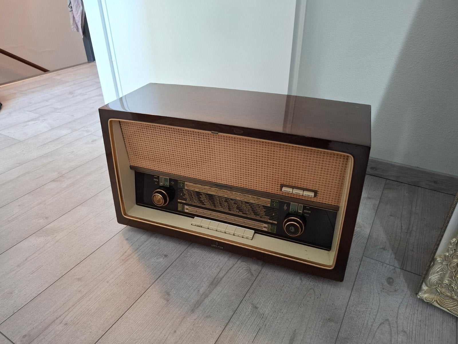 Vintage Siemens buizenradio Spezialsuper RC20 (1961), Audio, Tv en Foto, Ophalen, Niet werkend, Radio