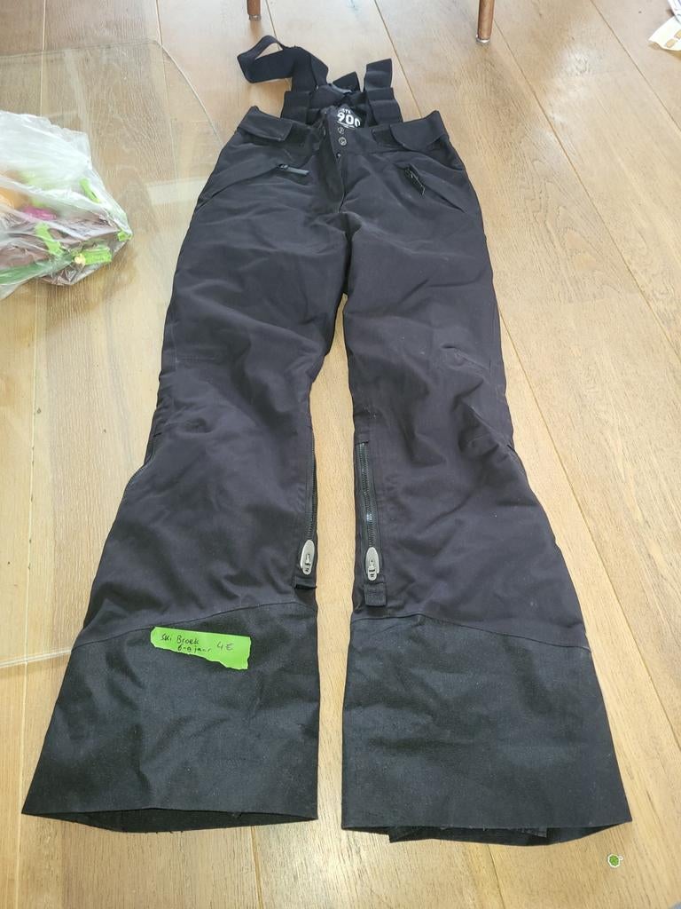 Zwarte ski broek voor kinderen (6-9 jaar), Kleding | Dames, Wintersportkleding, Ophalen of Verzenden, Onbekend, Gedragen, Broek