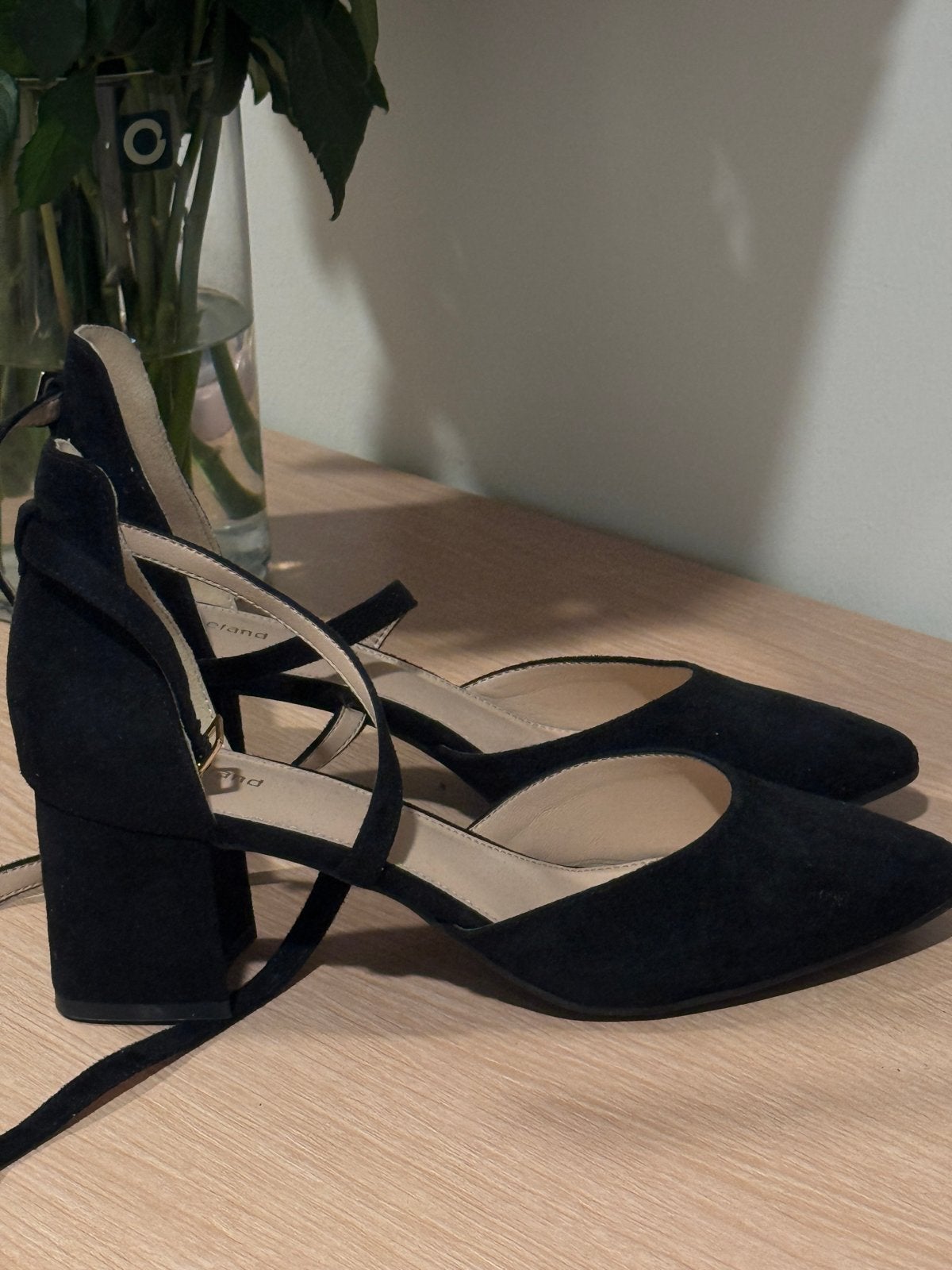 Black heels, Ophalen of Verzenden, Zo goed als nieuw, Zwart