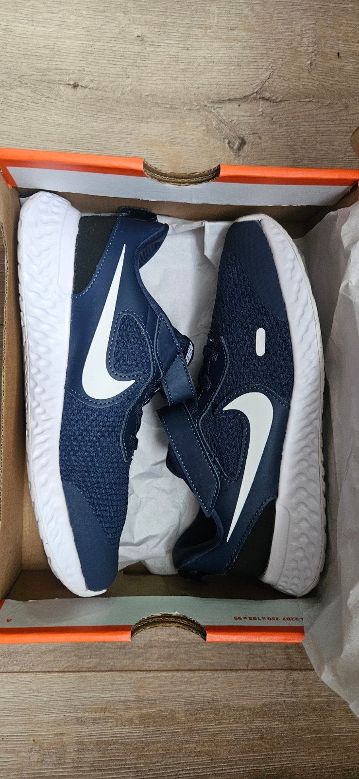 Nieuwe Nike Revolution 5 (PSV) sneakers maat 34, Ophalen, Blauw, Nike, Nieuw