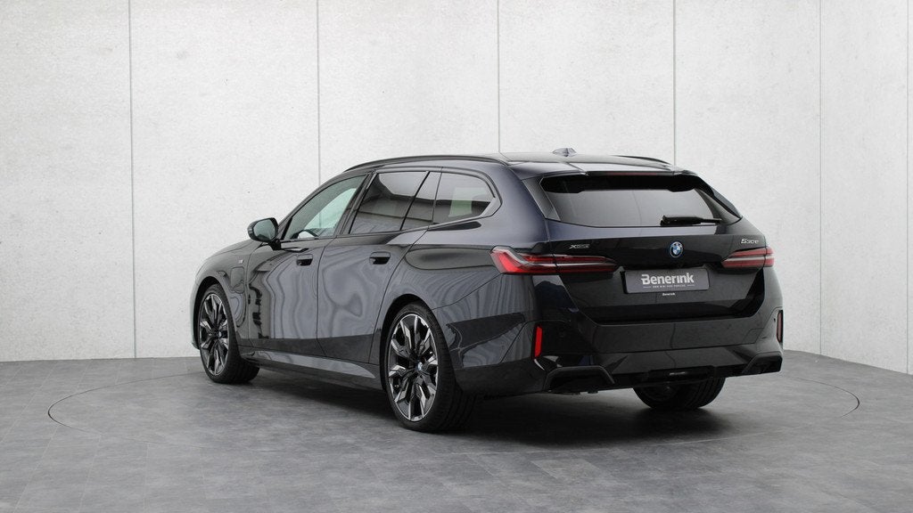 BMW 5 Serie Touring 530e xDrive M-Sport Pro | Stoelventilati, Zwart, 4 cilinders, Zwart, Vierwielaandrijving