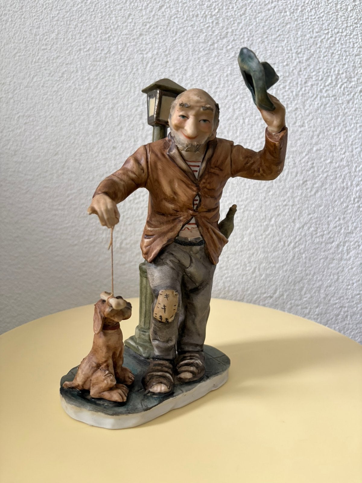 Vintage 70s Italiaans Capodimonte porseleinen beeldje, Ophalen of Verzenden, Zo goed als nieuw, Mens