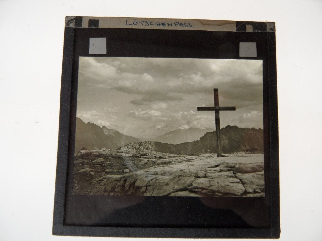 glasdia lötschenpass fotograaf w.greenhalgh bridlington, Verzamelen, Foto, Zo goed als nieuw, Voor 1940, Buitenland