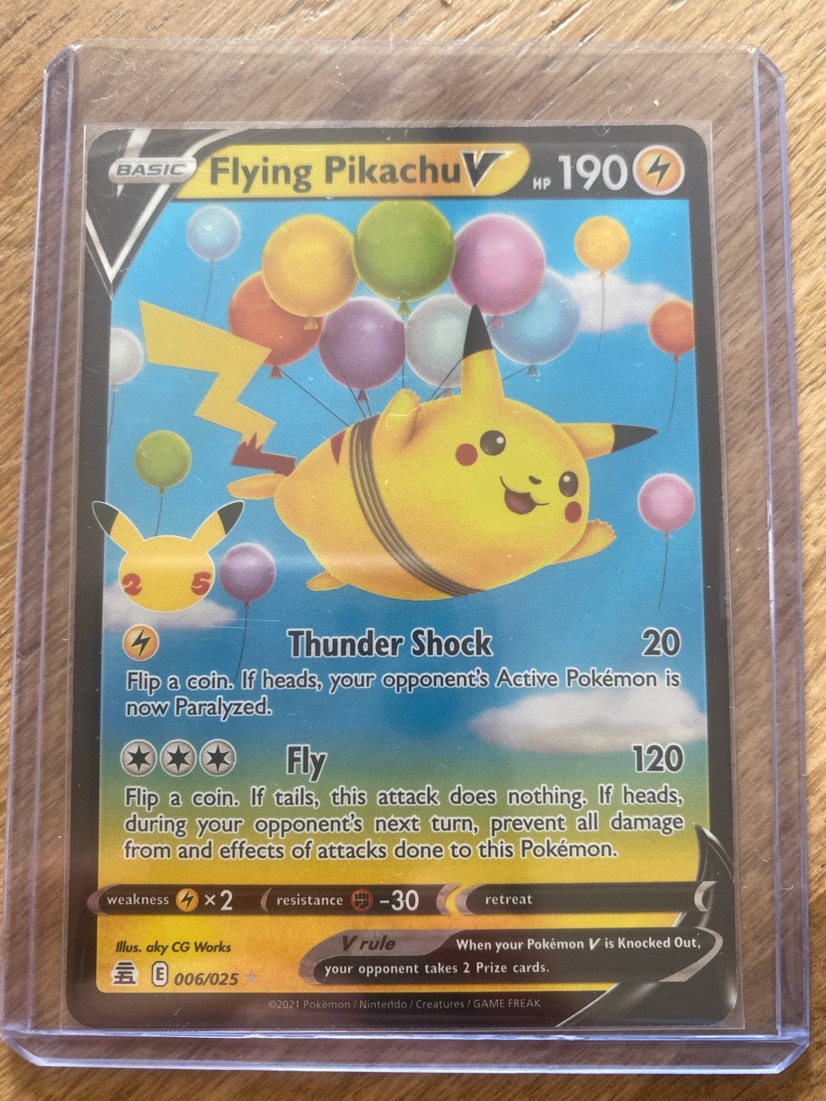 Flying Pikachu V Pokémon kaart Celebration  006/025, Verzenden, Zo goed als nieuw, Losse kaart, Foil