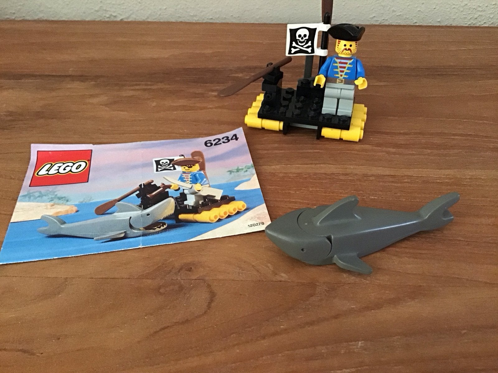 Lego Pirates 6234 Reizende Vlot met Piraat en Haai, Kinderen en Baby's, Speelgoed | Duplo en Lego, Ophalen, Gebruikt, Lego, Pirates