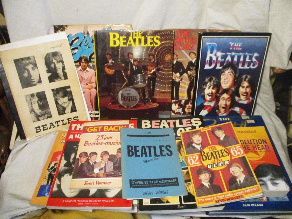 setje boeken van de Beatles, Verzamelen, Ophalen of Verzenden, Boek, Tijdschrift of Artikel