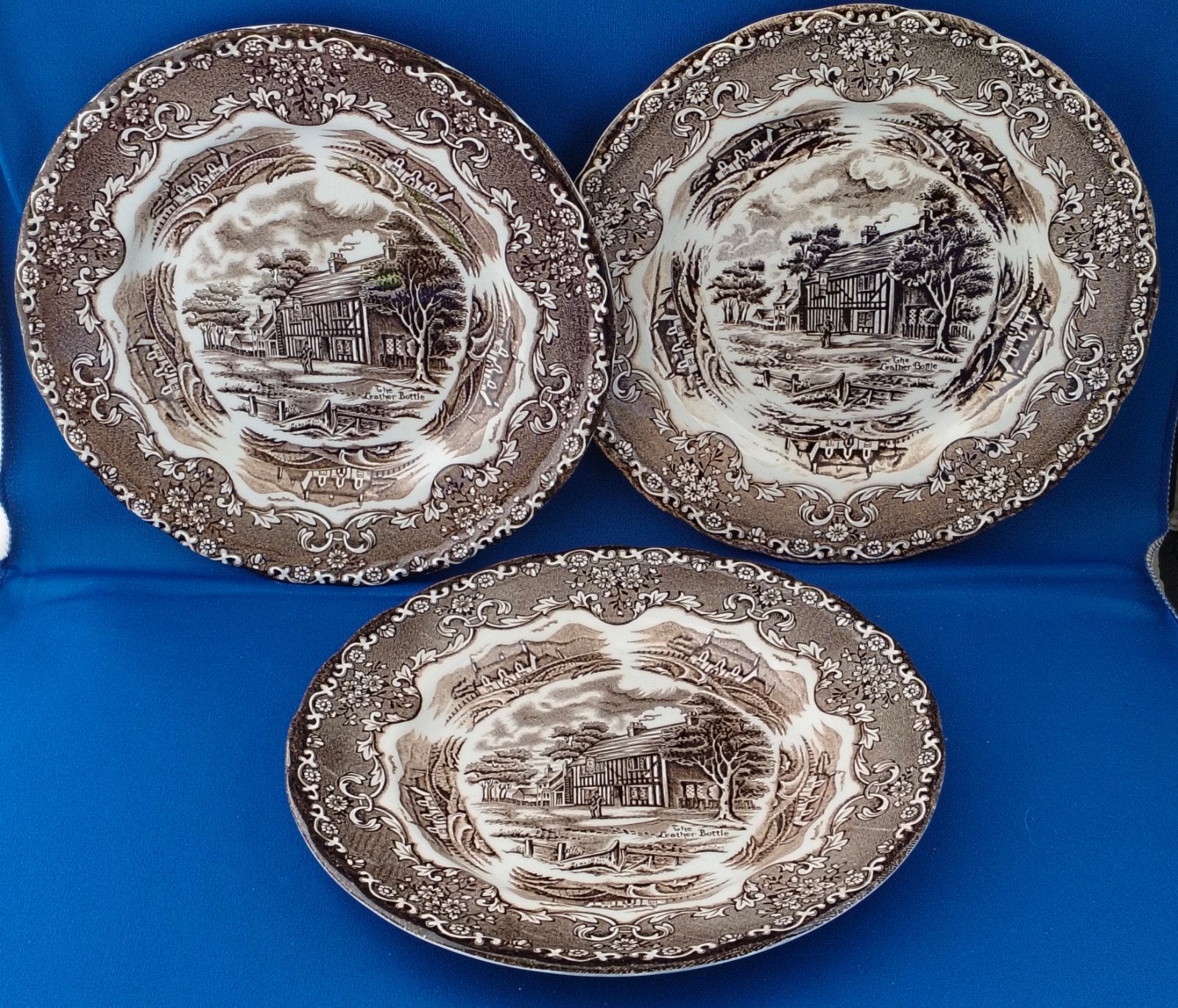 Set van 3 Grindley "English Country Inns" ontbijtborden, Ophalen of Verzenden