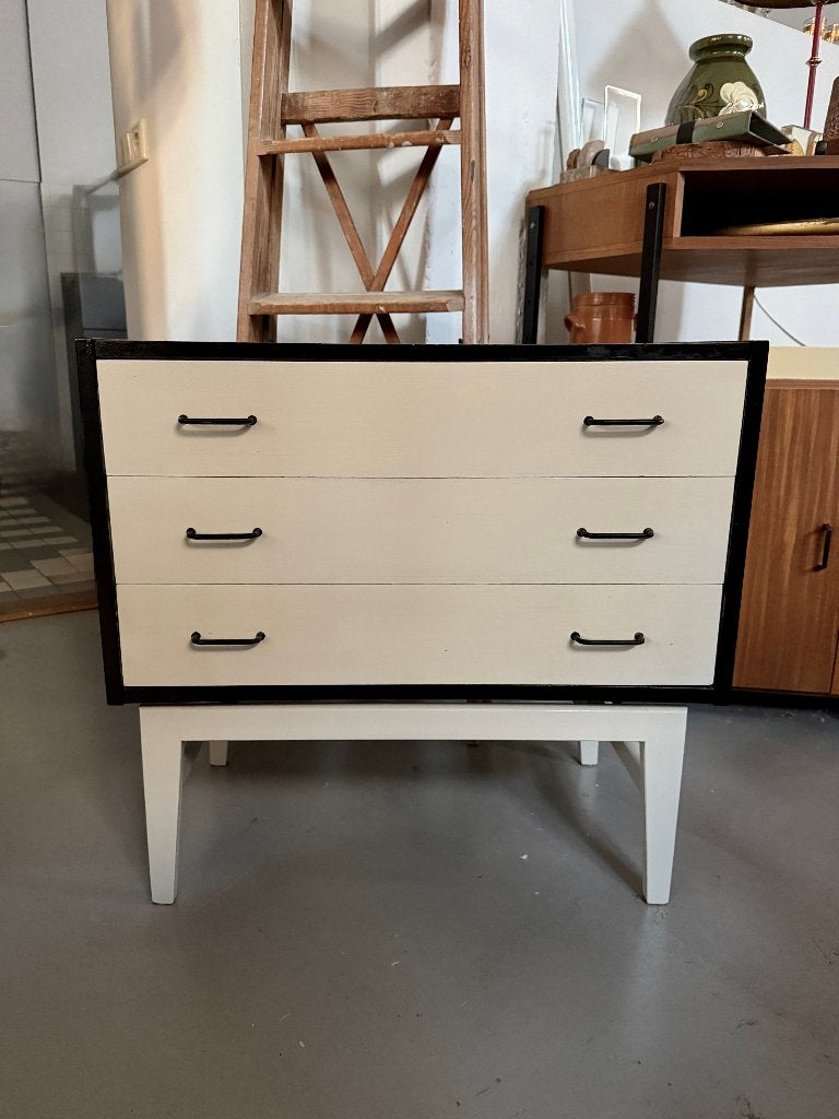 Vintage design ladekast, houten dressoir jaren 60