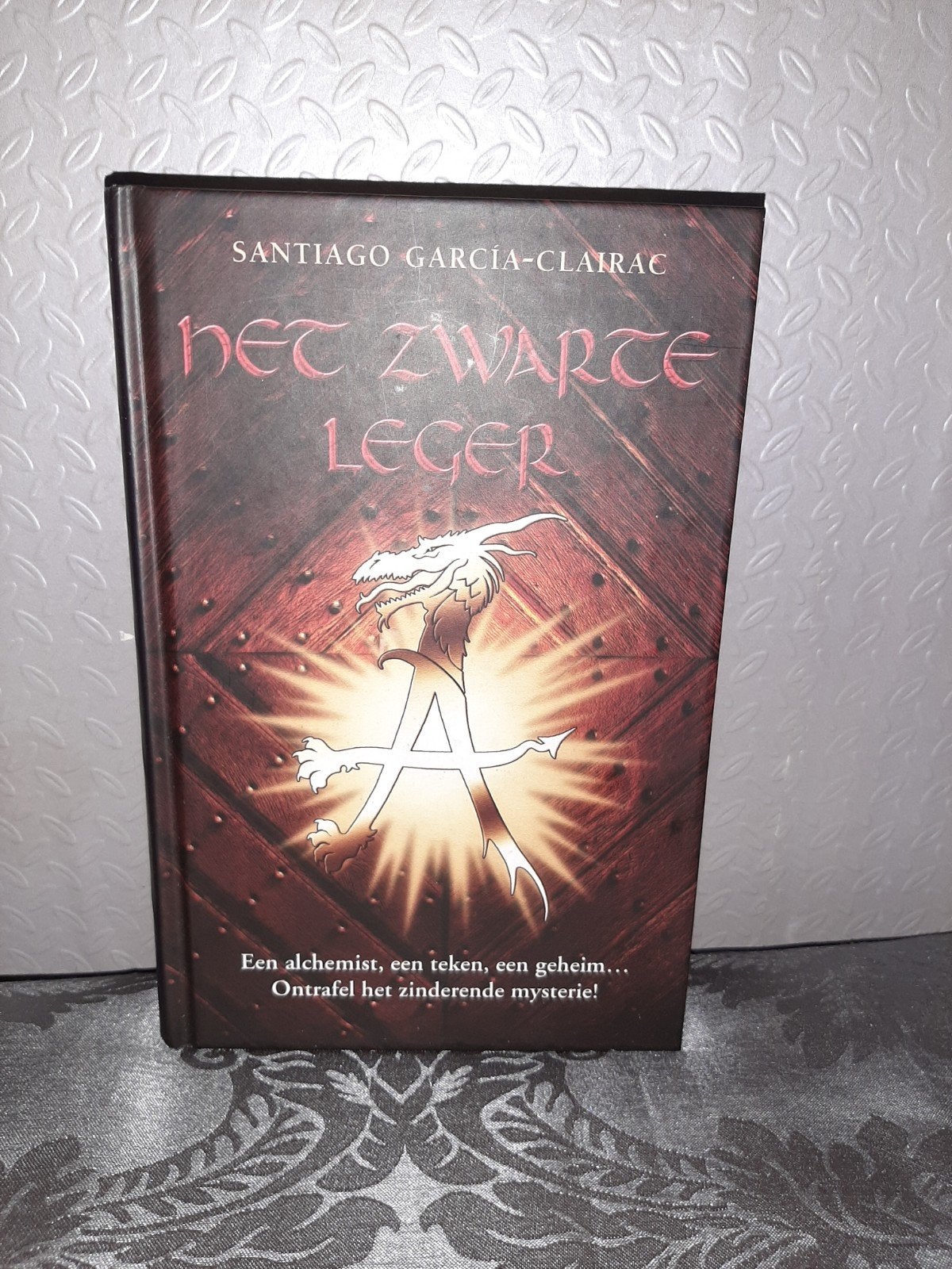 Het Zwarte Leger - Santiago Garcia-Clairac (Jeugdboek), Ophalen of Verzenden, Zo goed als nieuw, Santiago Garcia-Clairac