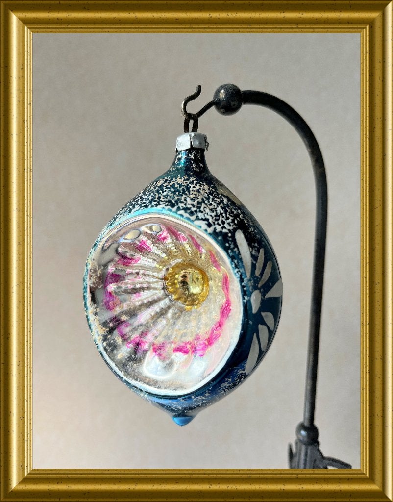 Grote oude blauwe glazen kerstbal (nr. 35): deuk, reflector, Gebruikt, ., Ophalen of Verzenden, .