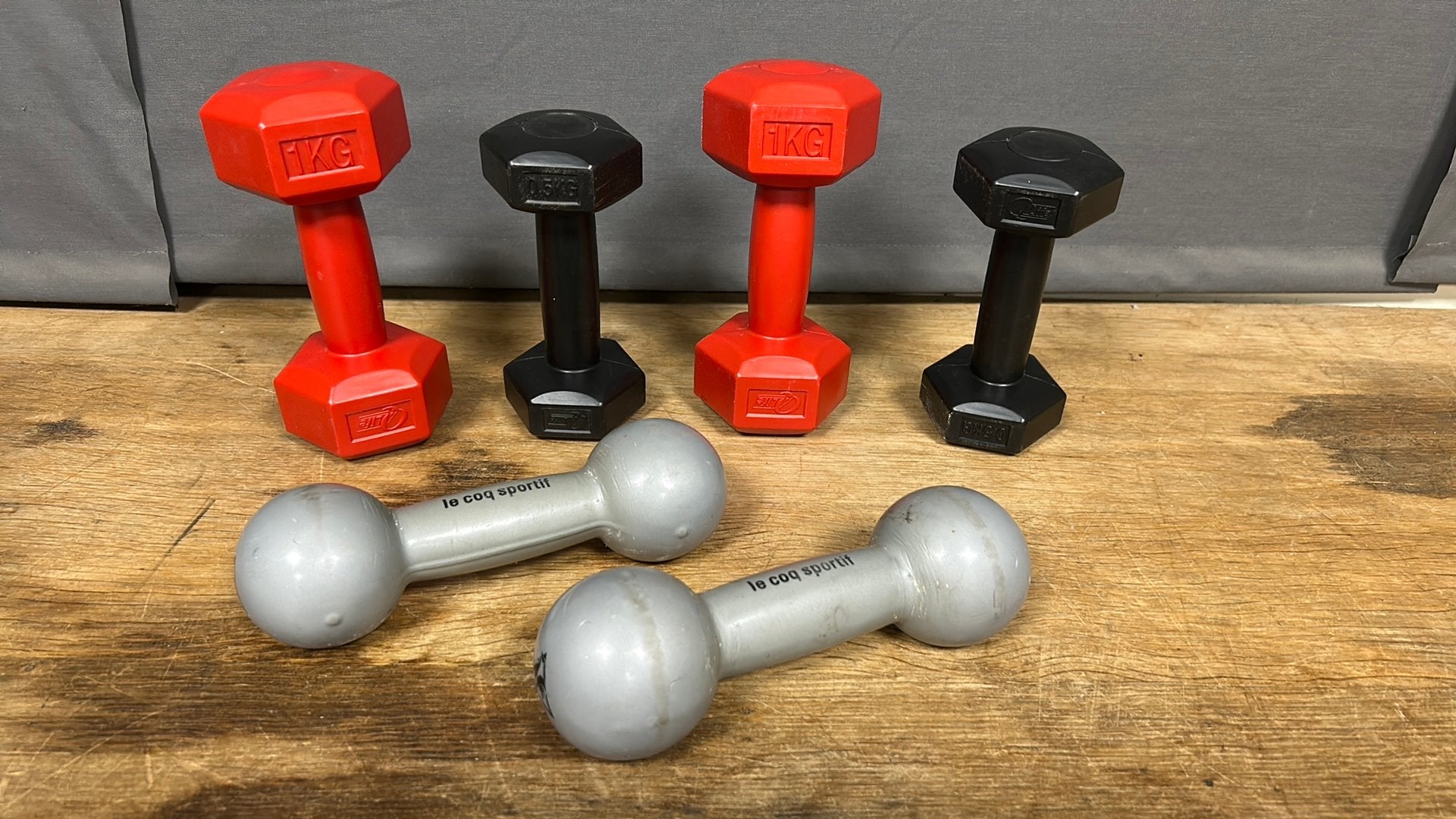 Dumbells 0,5 kg. 1 kg. 2 kg., Ophalen of Verzenden, Zo goed als nieuw