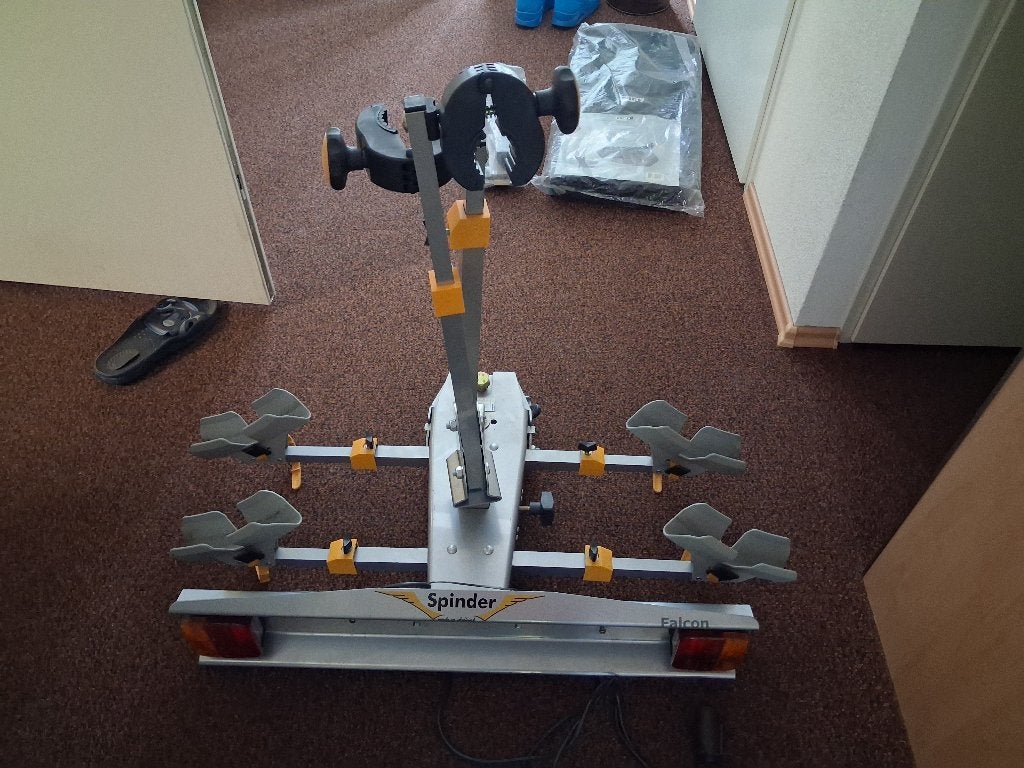 TE KOOP: FIETSENDRAGER., Ophalen, 2 fietsen, Zo goed als nieuw, Trekhaakdrager