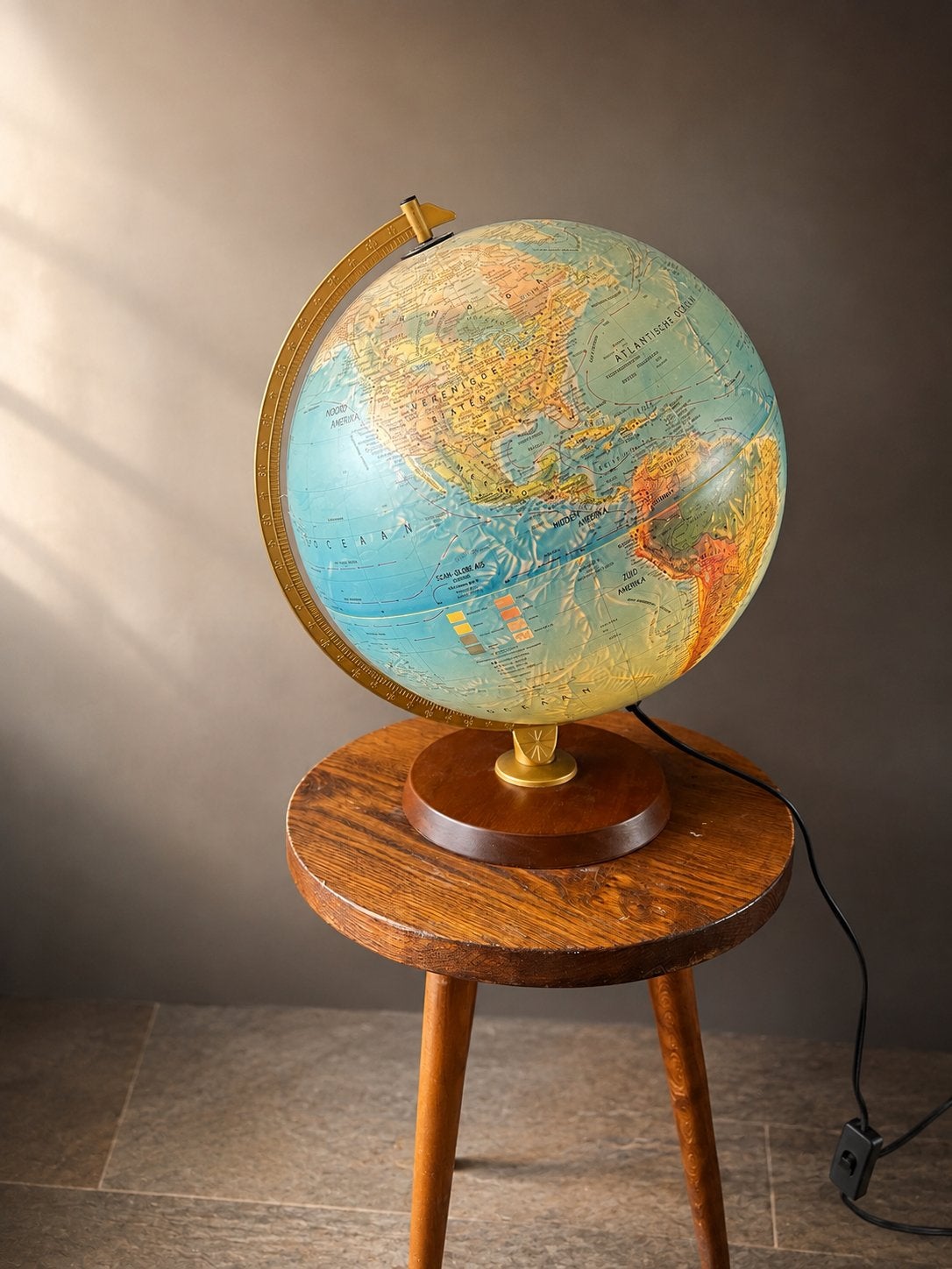 Vintage Scan-Globe wereldbol met verlichting Made in Denmark, Kunststof, Draaibaar, Ophalen of Verzenden, Zo goed als nieuw
